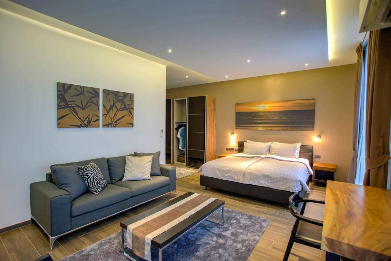 Ocean Rock Kalim Aparthotel Patong Exteriör bild