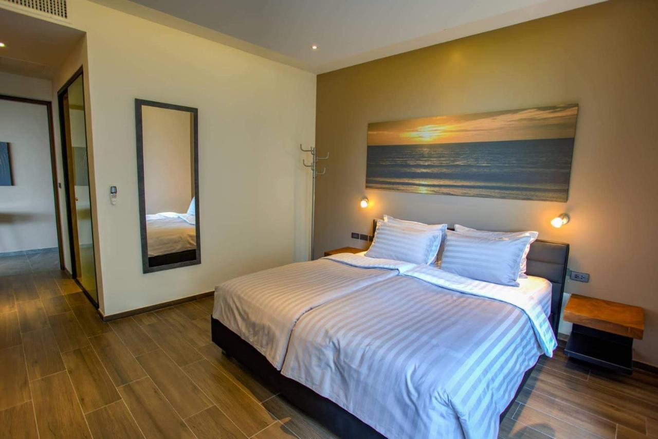 Ocean Rock Kalim Aparthotel Patong Exteriör bild